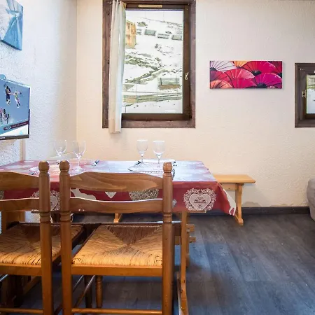 Cosy A - 2 Pers, Proche Pistes Et Commerces, Parking Et Local Skis Inclus - Fr-1-637-15 * Val Thorens